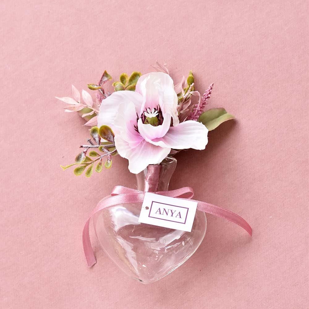 Szülőköszöntő ajándék – Szív váza mákvirággal, díszdobozban