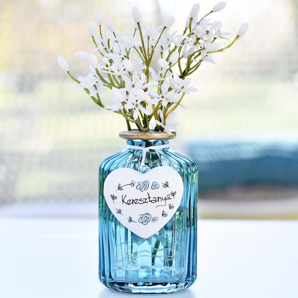 Anyák napi ajándék – kisüveg virággal keresztanyáknak