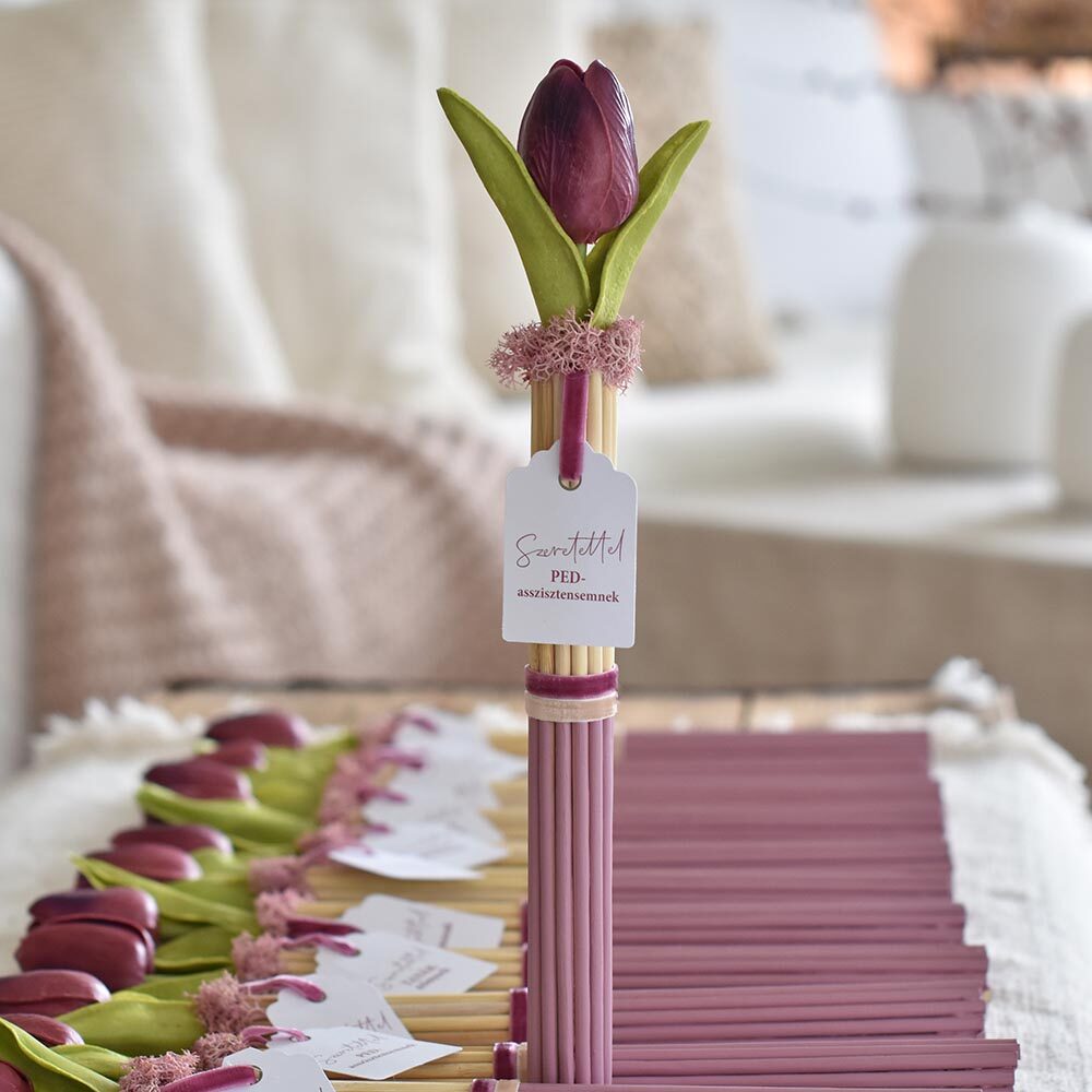 Pedagógus ajándék – rattan pálcás tulipán mályva színű