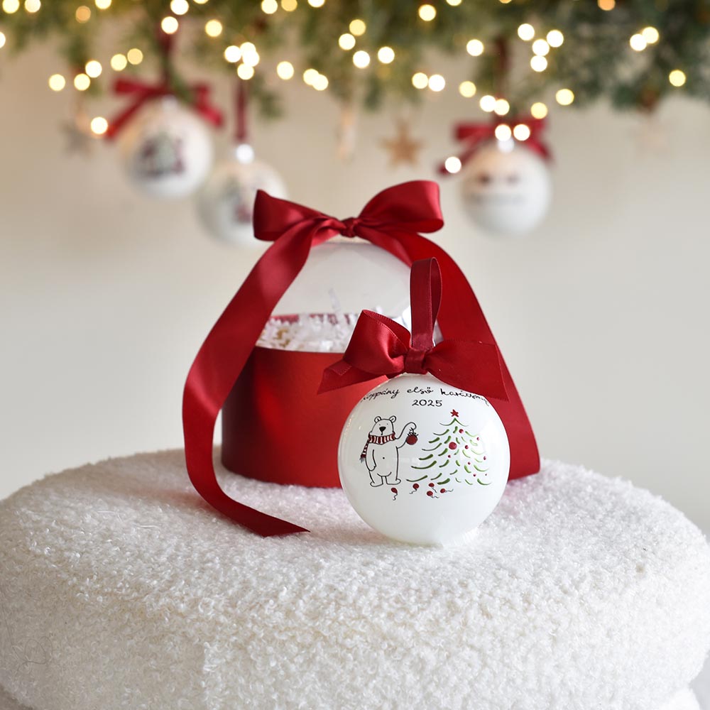 Alternative view of Egyedi, kézzel rajzolt karácsonyfadísz - műanyag gömb