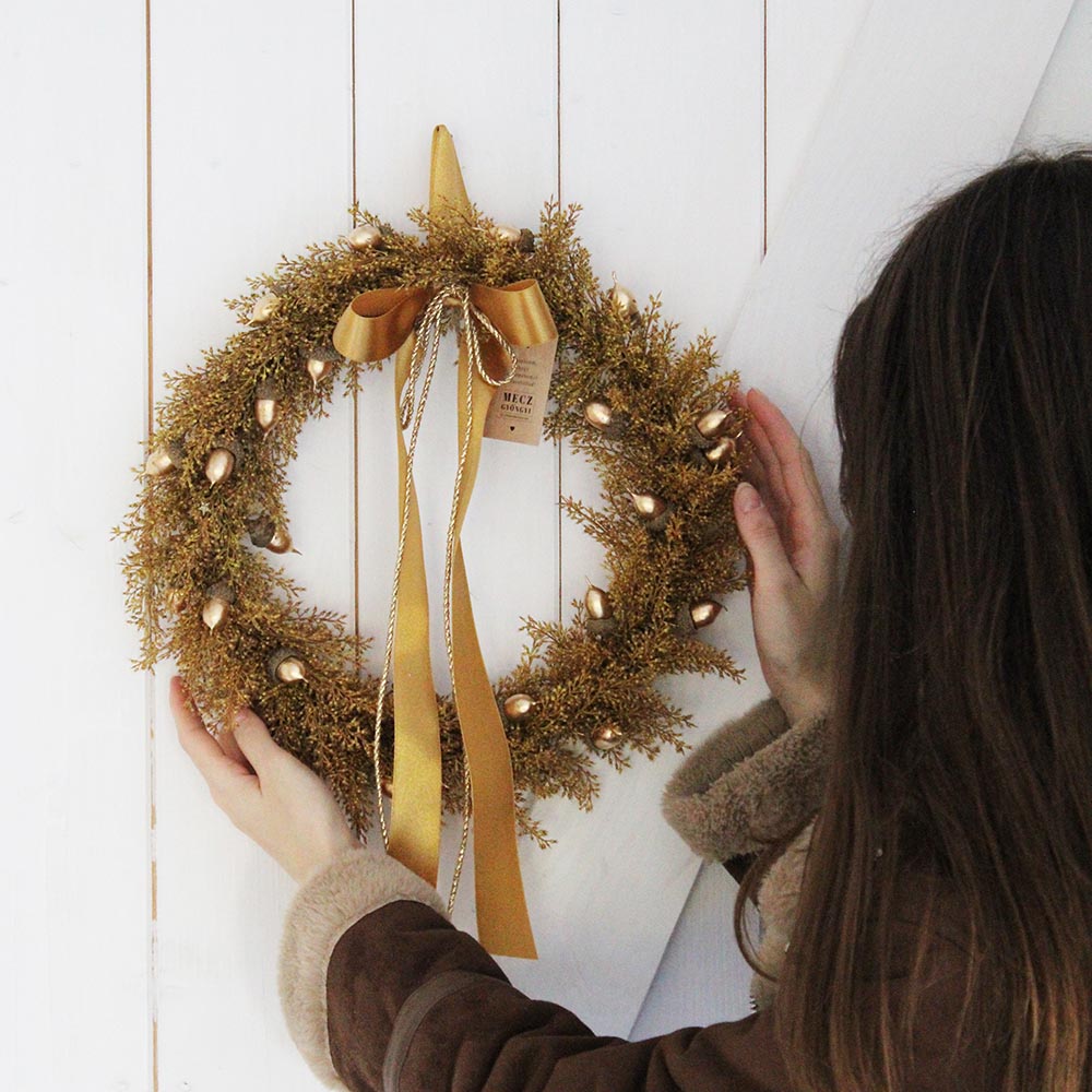 Karácsonyi ajtódísz arany színben