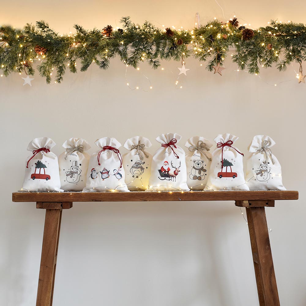 Mikulás zsák egyedi névvel