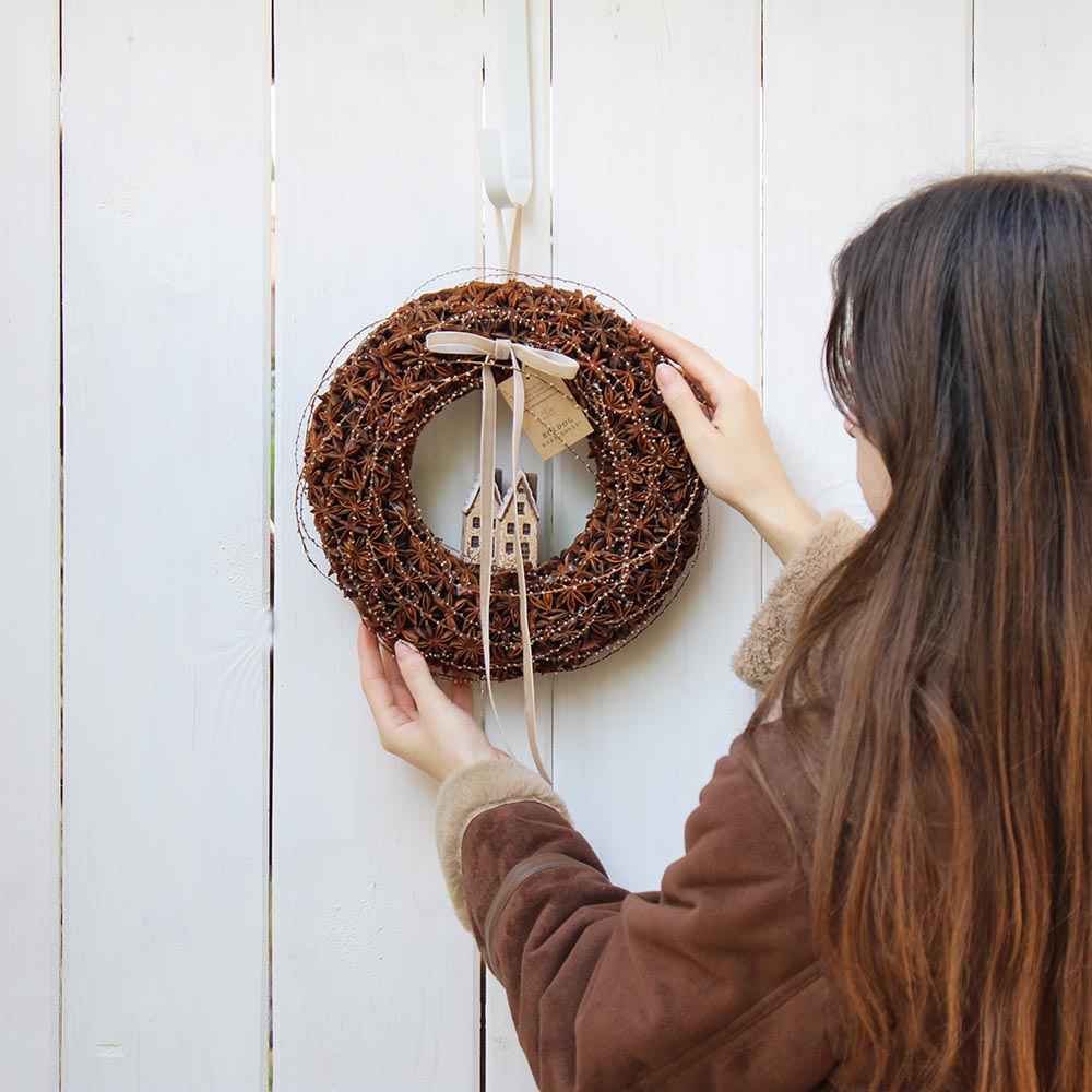 Természetes karácsonyi ajtódísz ánizsból