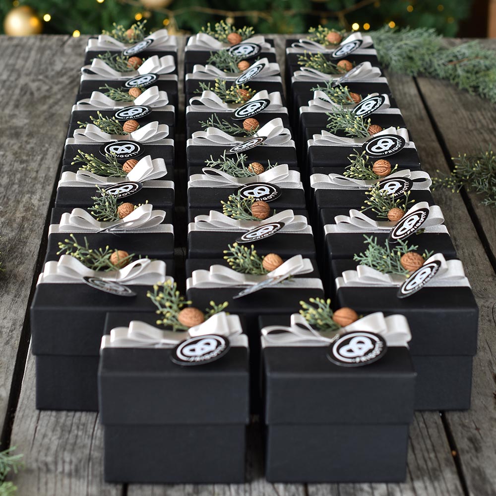 Karácsonyi díszdoboz masnival