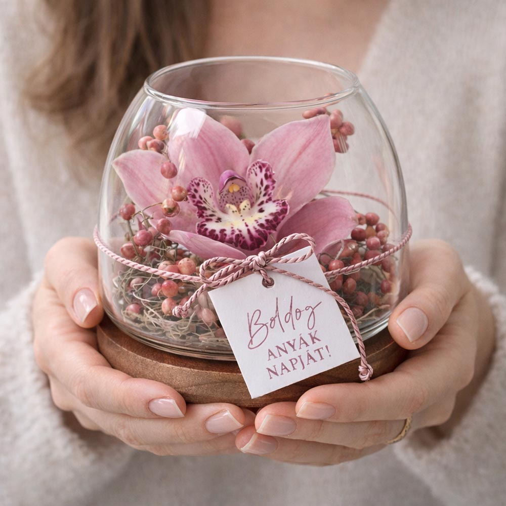 Anyák napi élő orchidea üveg tálban