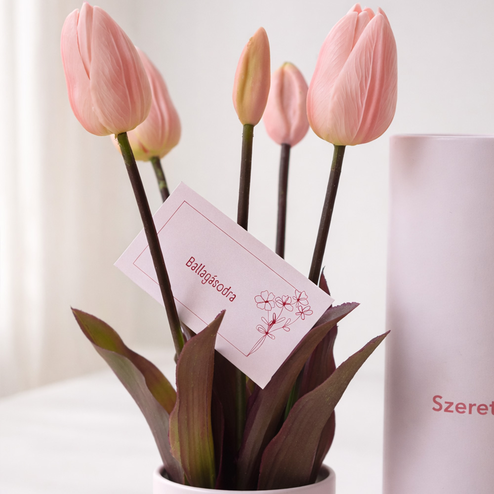 Elegáns ballagási ajándék - tulipán díszdobozban