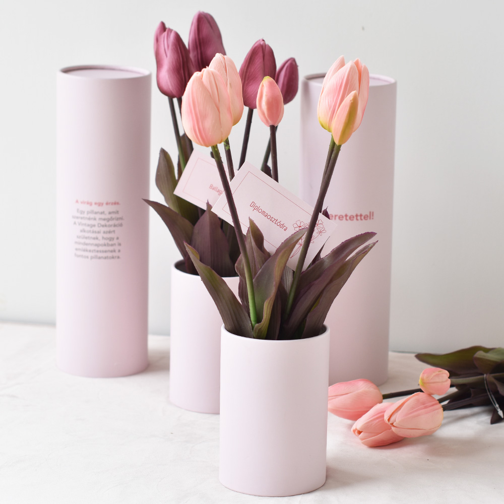 Elegáns ballagási ajándék - tulipán díszdobozban