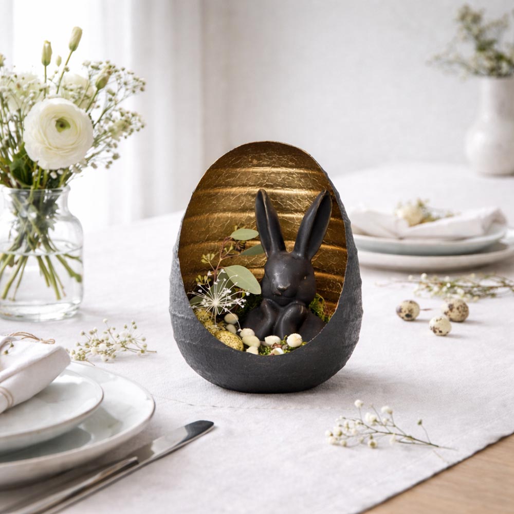 Nyuszis húsvéti asztaldísz tojás formában - fekete-arany dekoráció