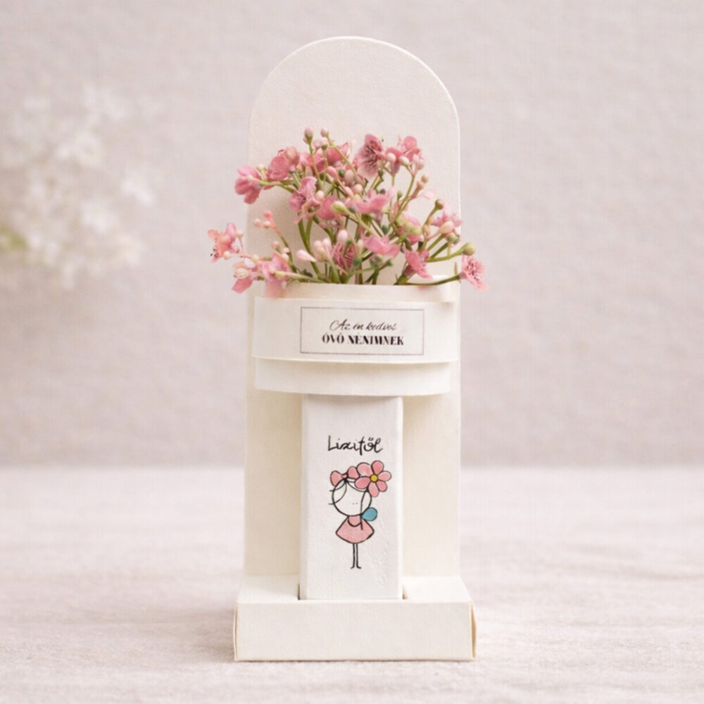 Ajándék pedagógusoknak - fa virágtartó egyedi rajzzal