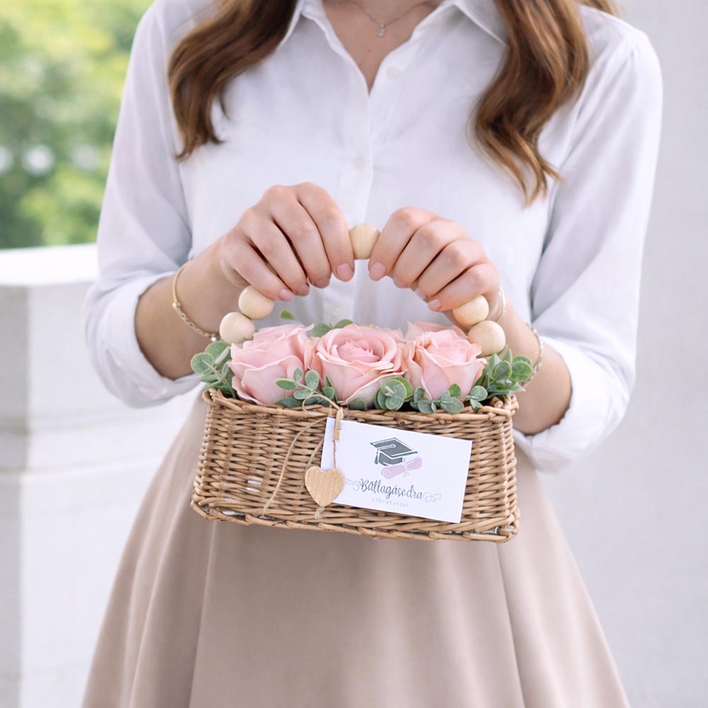 Ballagási ajándék lányoknak - fonott kosaras táska