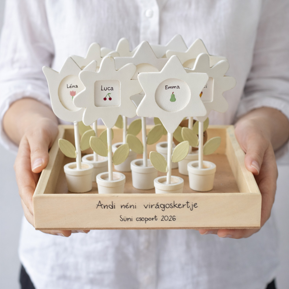 Csoportos ajándék óvó néniknek - virágoskert