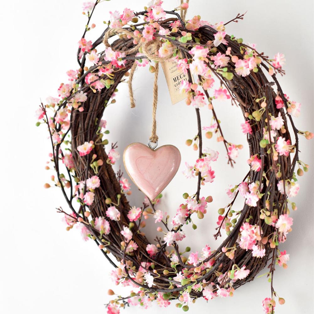 Dekoratív ajtókoszorú rózsaszín virágokkal és szívvel - Image 4