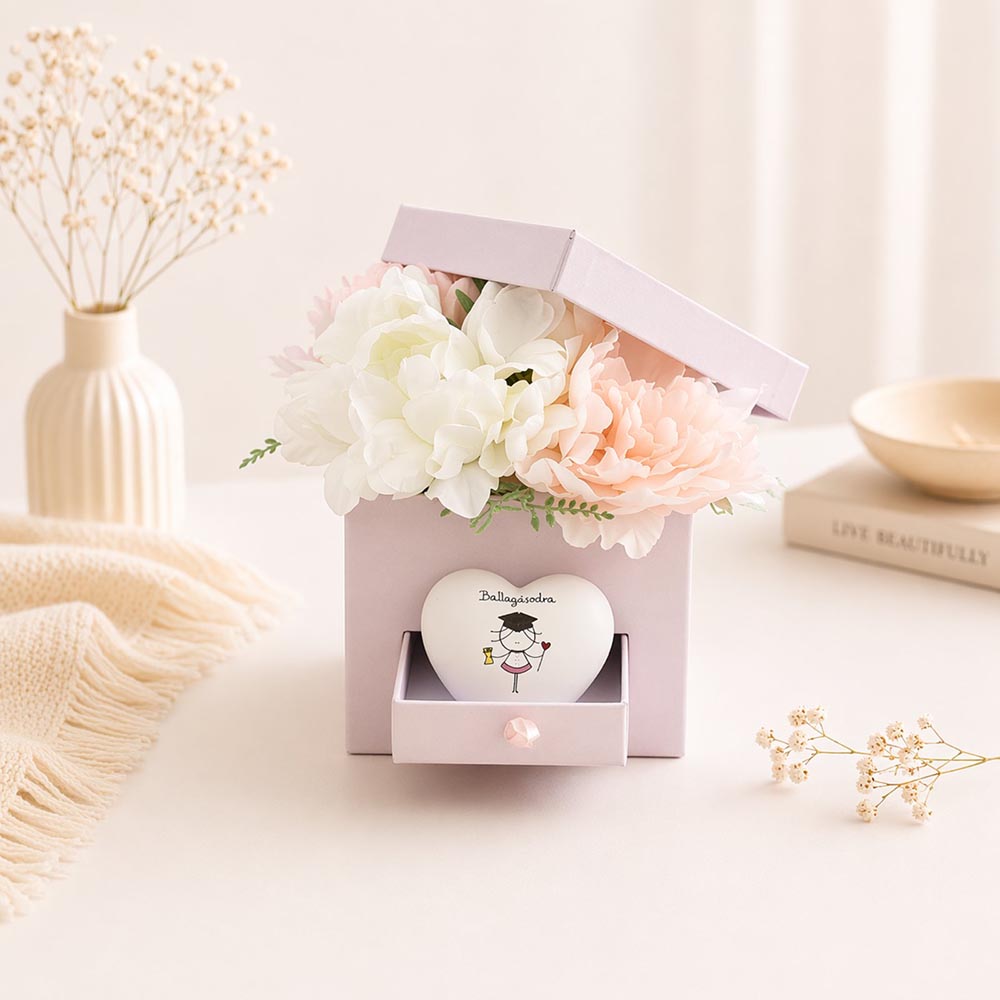 Egyedi ballagási pénzátadó doboz lányoknak - virágos